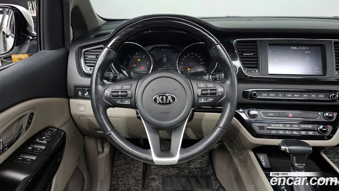 Kia Canival 2019