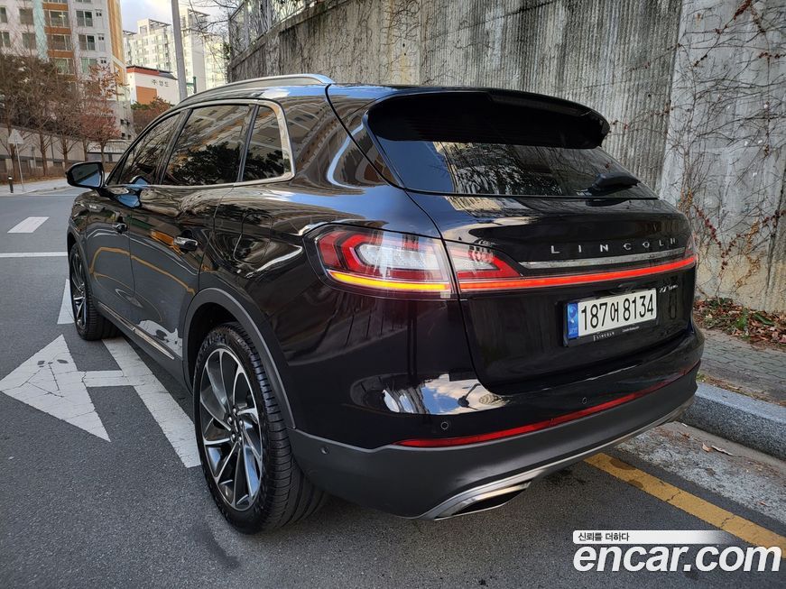 Lincoln Nautilus 2020