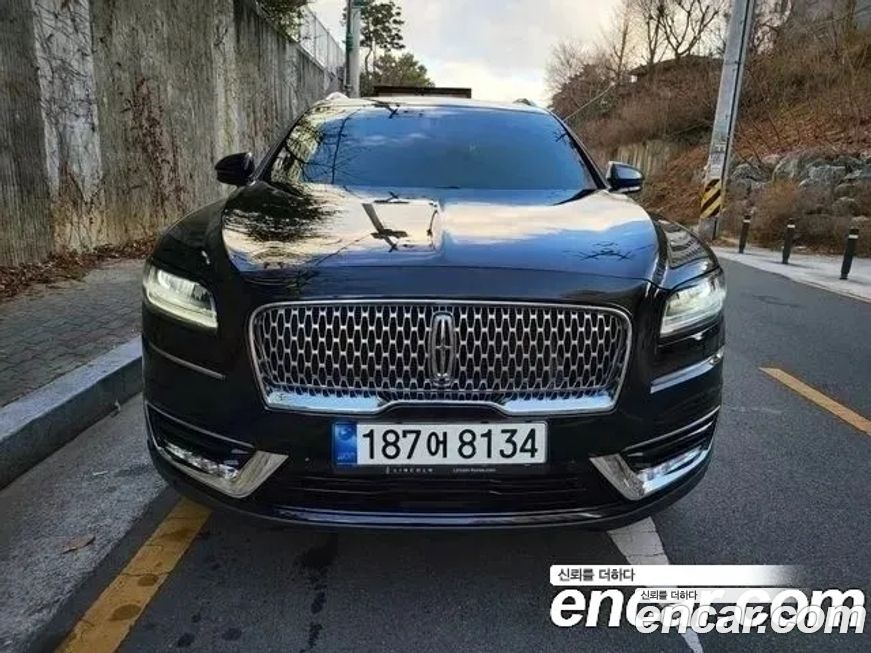 Lincoln Nautilus 2020