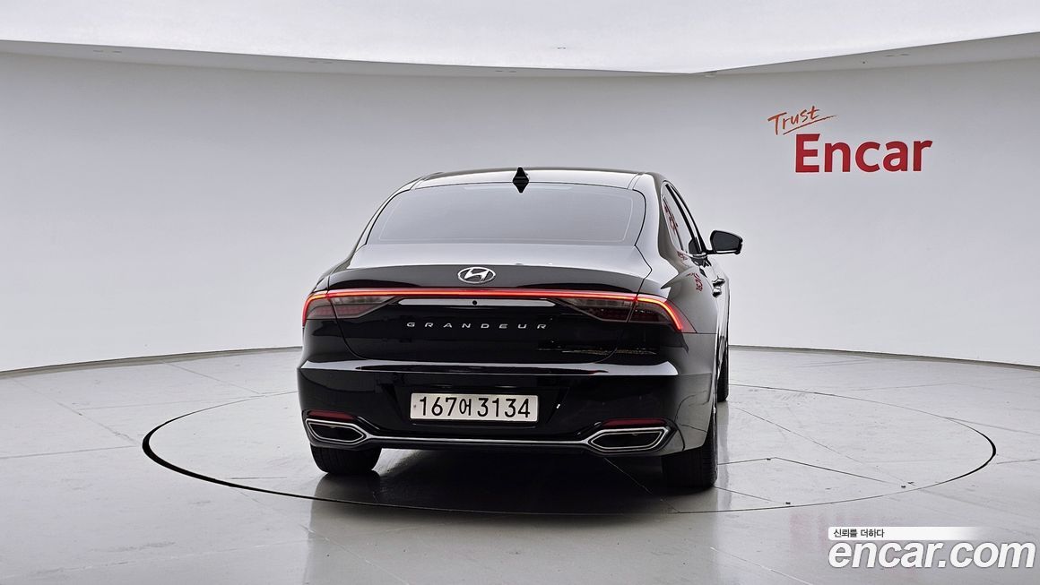 Hyundai Grandeur 2022