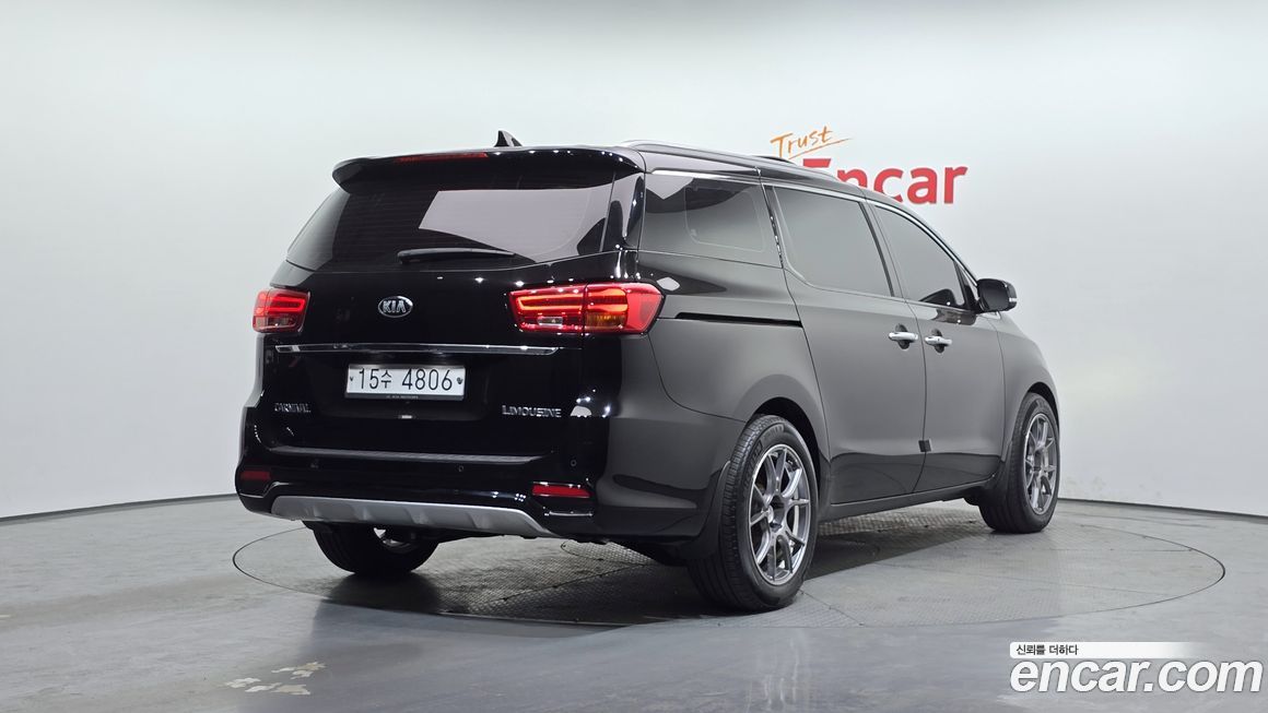 Kia Canival 2019
