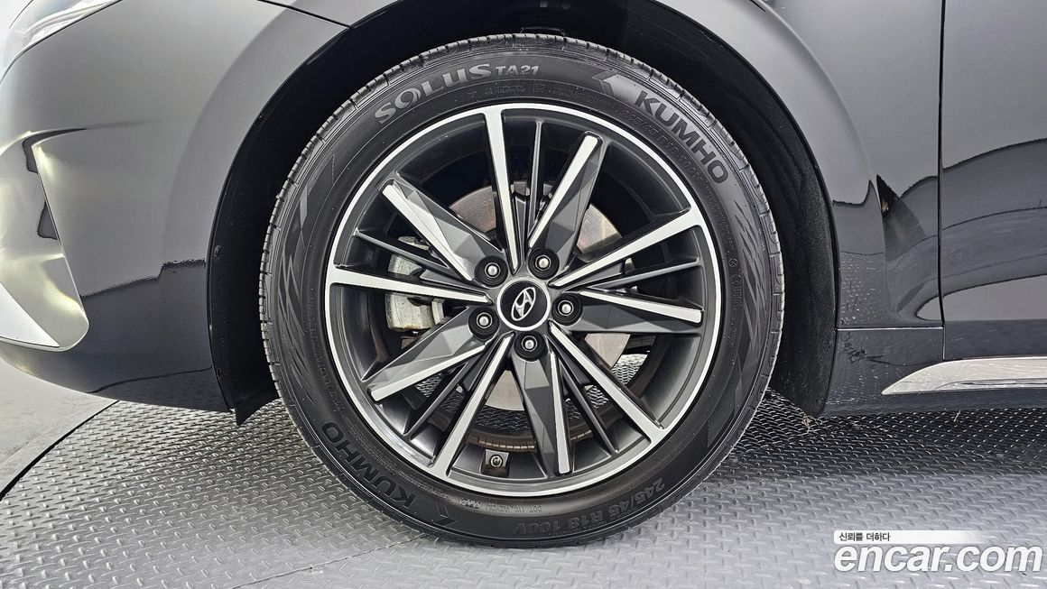 Hyundai Grandeur 2022