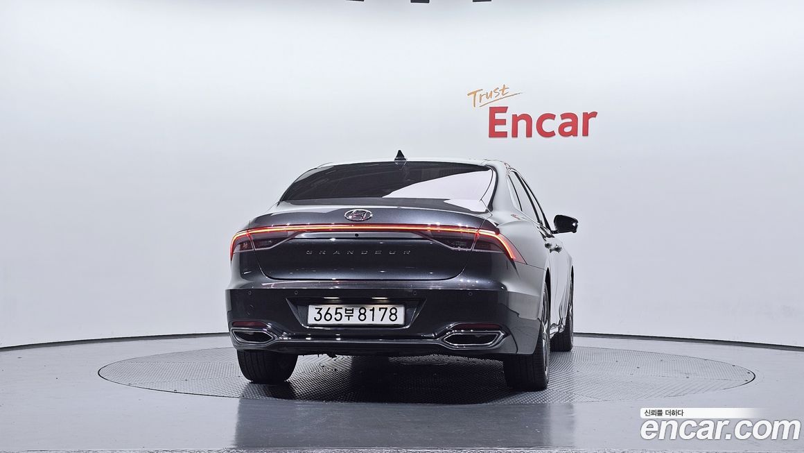 Hyundai Grandeur 2022