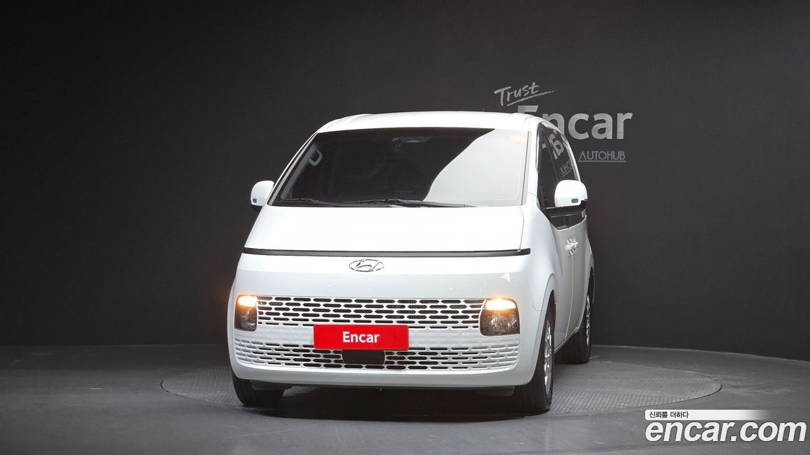 Hyundai Staria 2022
