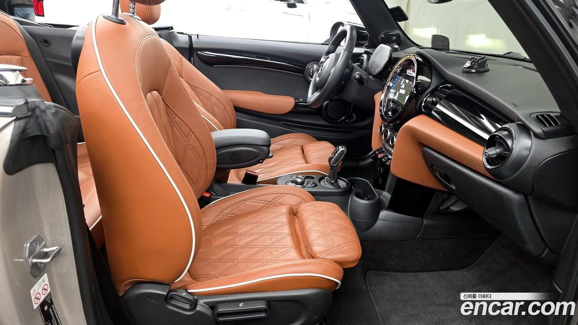 Mini Cooper Convertible 2022