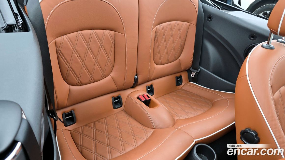 Mini Cooper Convertible 2022