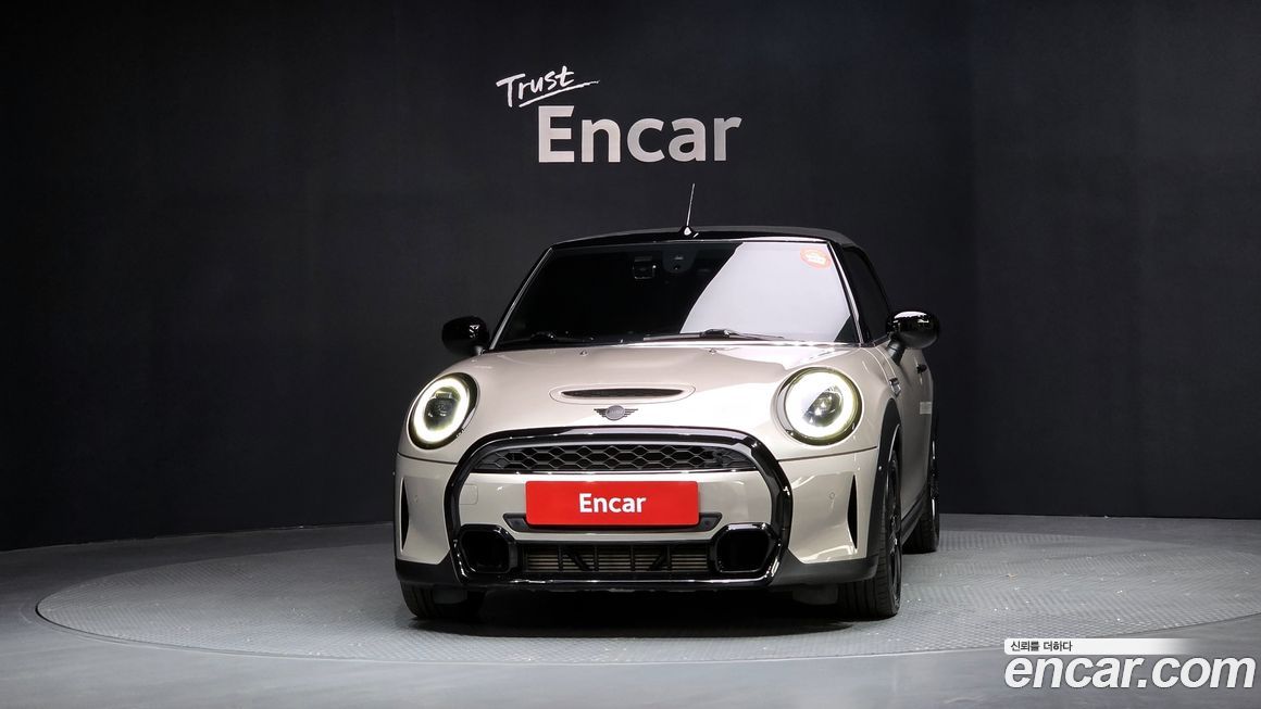 Mini Cooper Convertible 2022