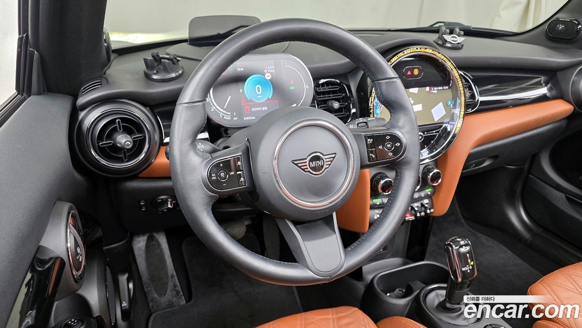 Mini Cooper Convertible 2022