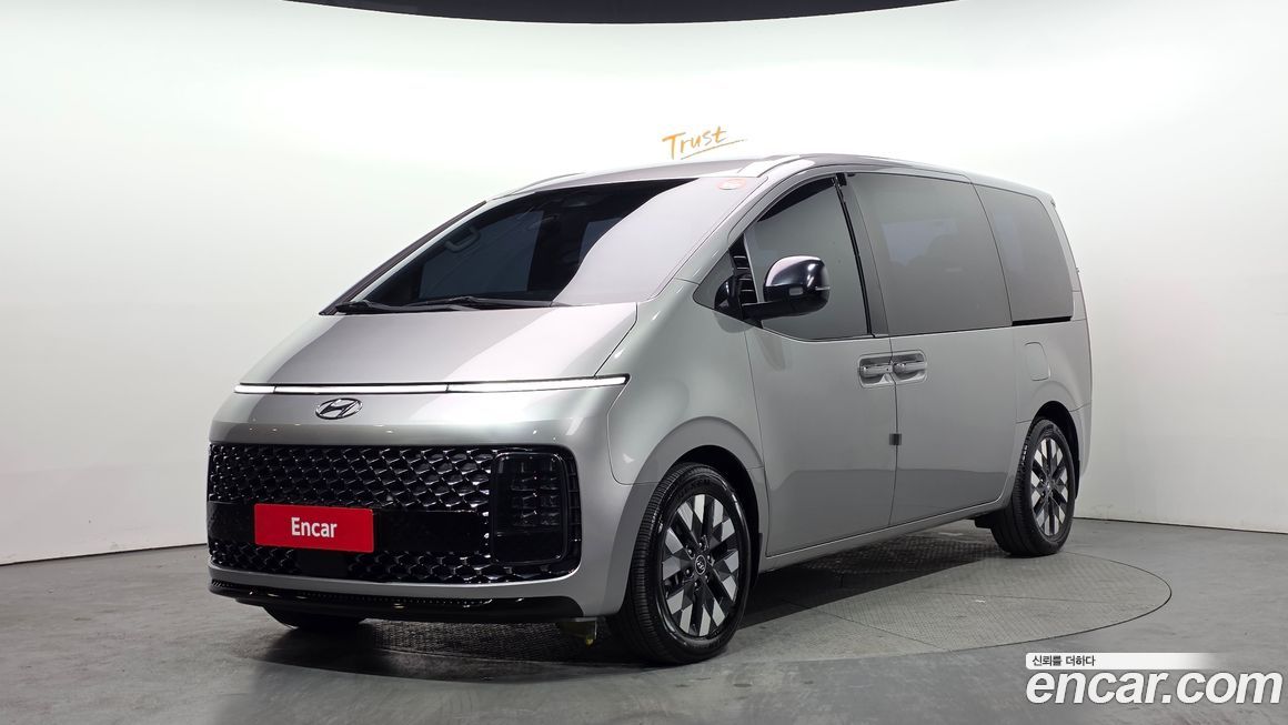 Hyundai Staria 2022