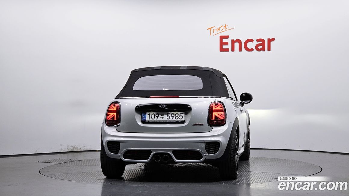 Mini Cooper Convertible 2021