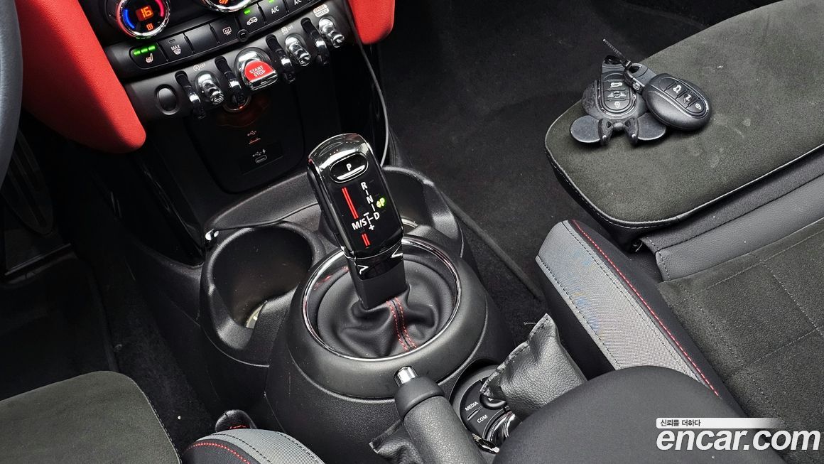 Mini Cooper Convertible 2021