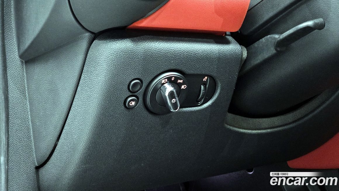 Mini Cooper Convertible 2021