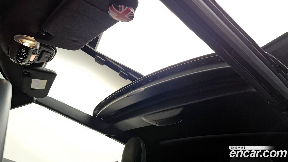 Mini Cooper Convertible 2021