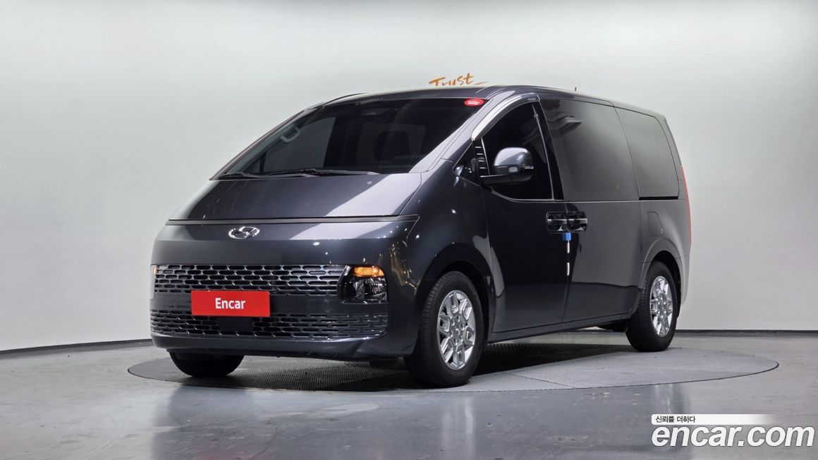 Hyundai Staria 2023