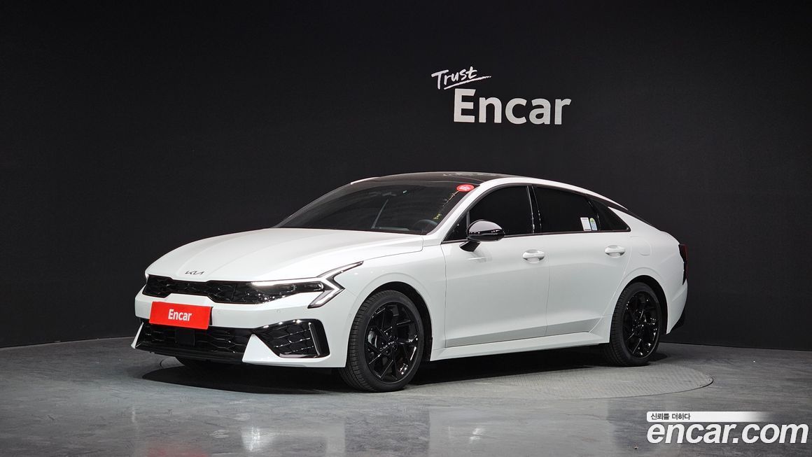 Kia K5 2025