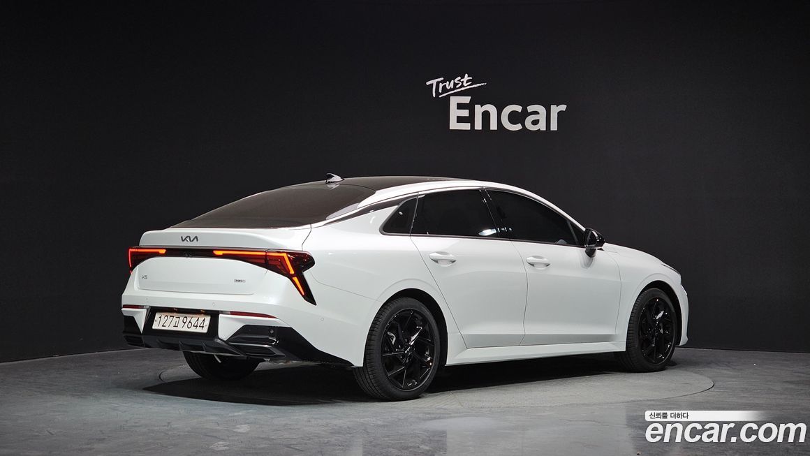 Kia K5 2025