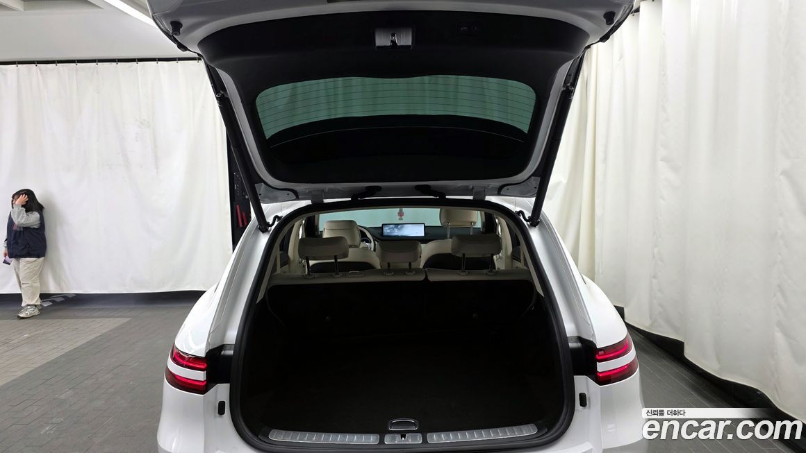 Genesis GV70 2024