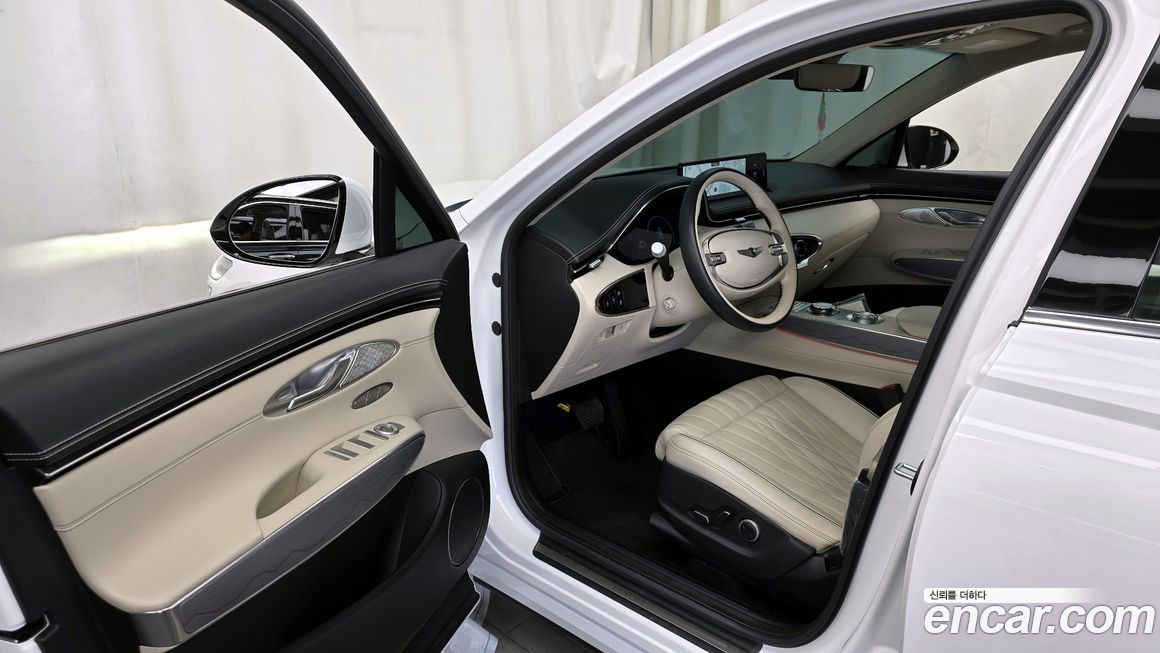 Genesis GV70 2024