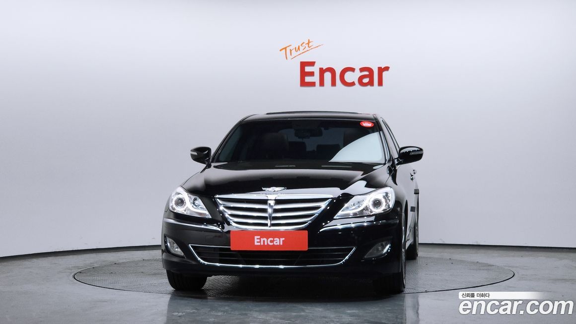 Hyundai Genesis 2012