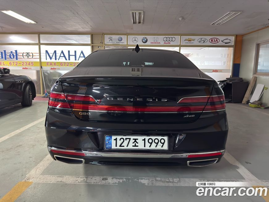 Genesis G90 2021
