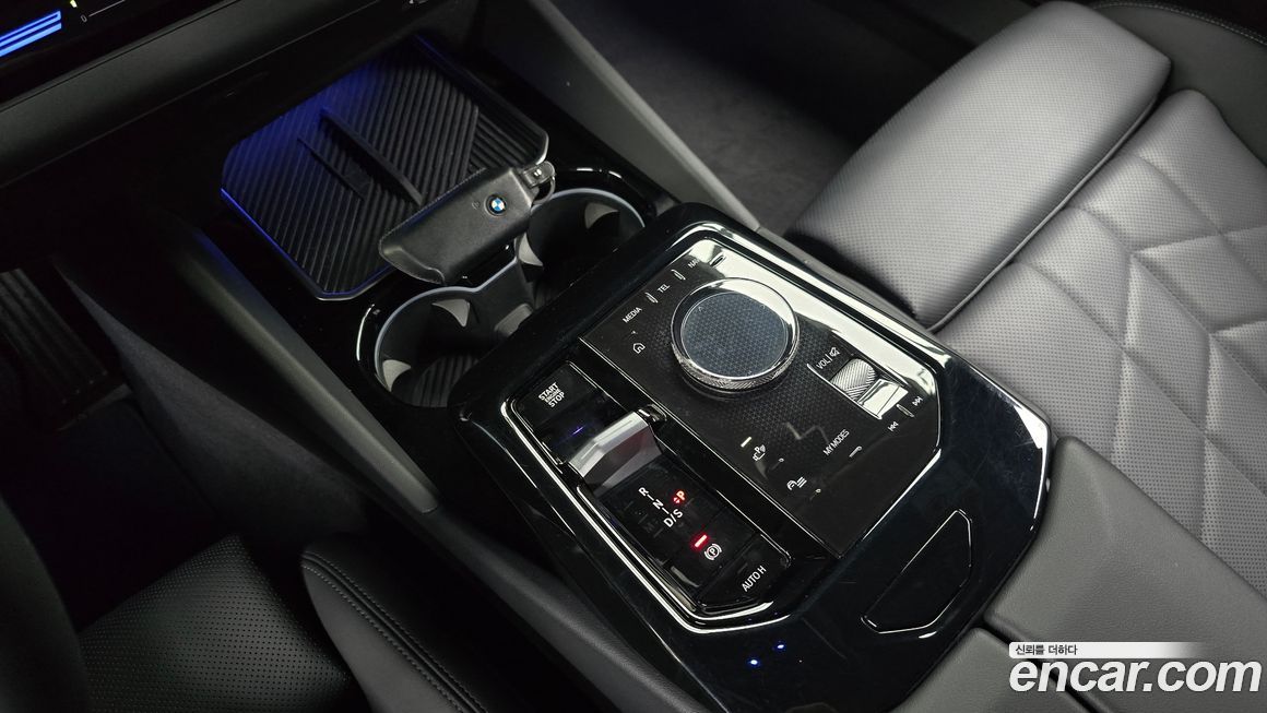 BMW 5-Series 2024