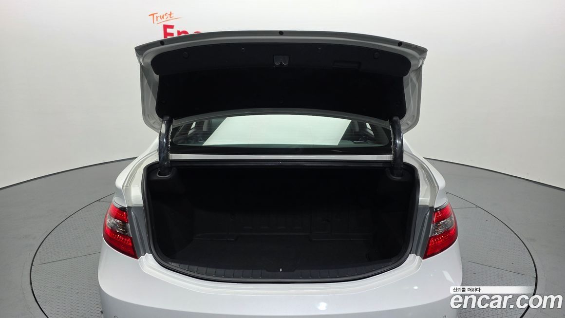 Hyundai Grandeur 2016