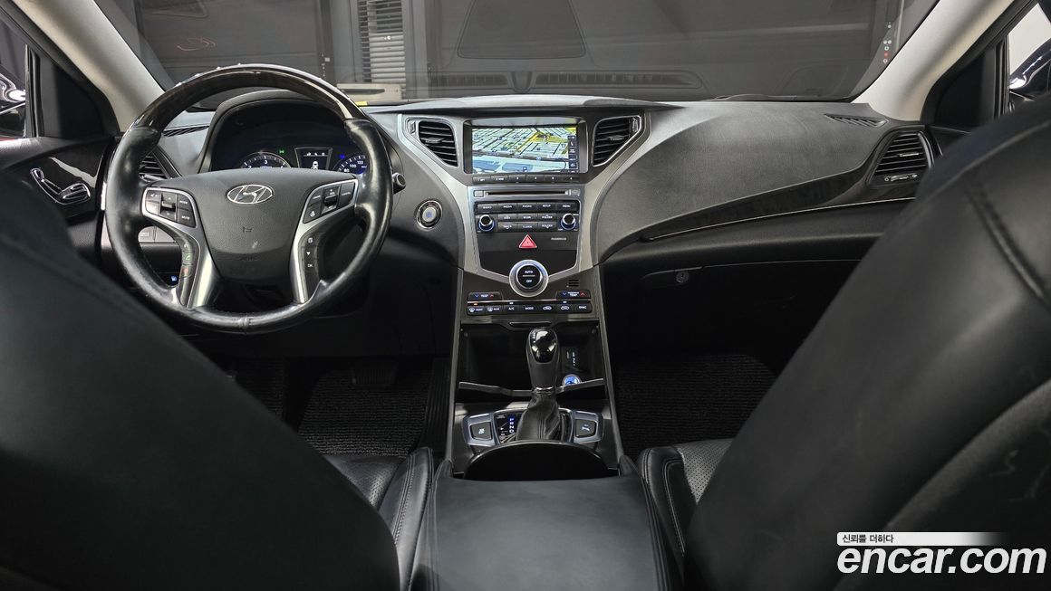 Hyundai Grandeur 2016