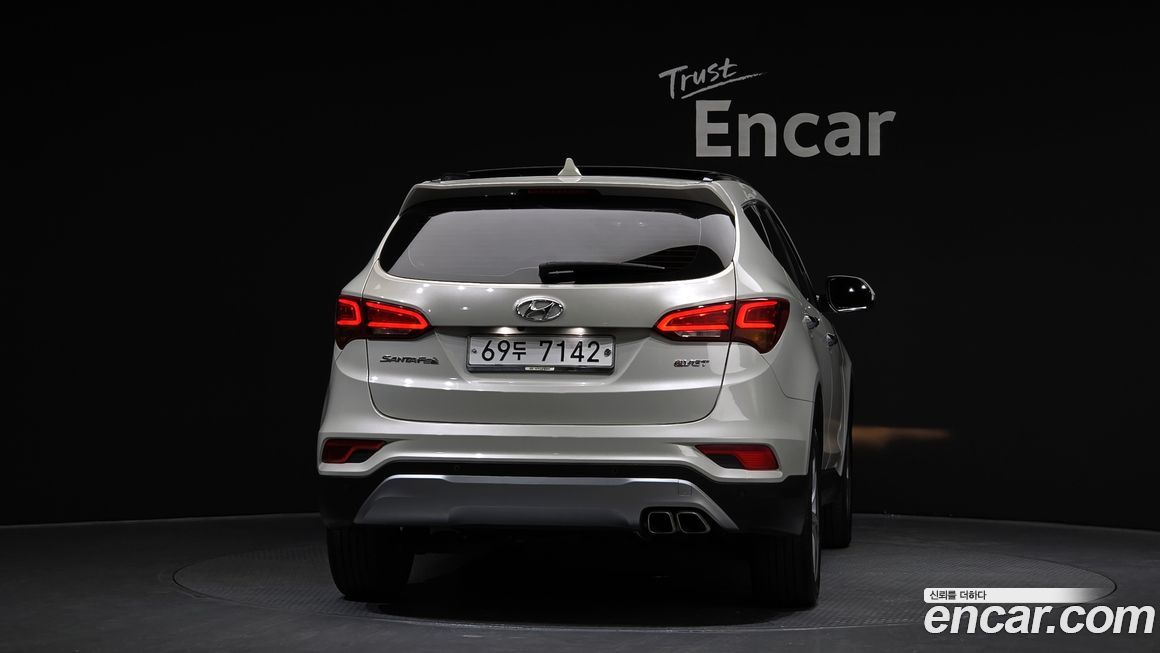 Hyundai Santafe 2016
