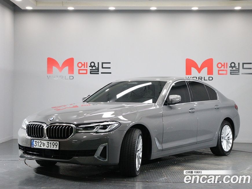 BMW 5-Series 2021
