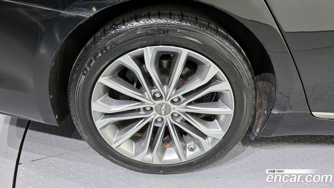 Hyundai Genesis 2015