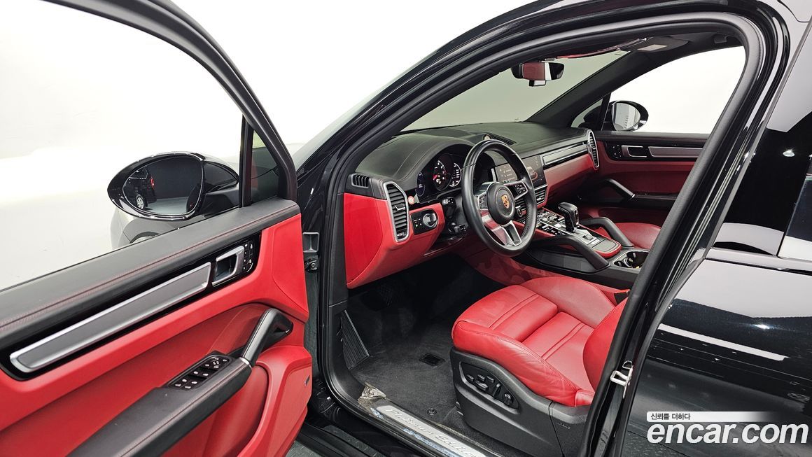 Porsche Cayenne 2023