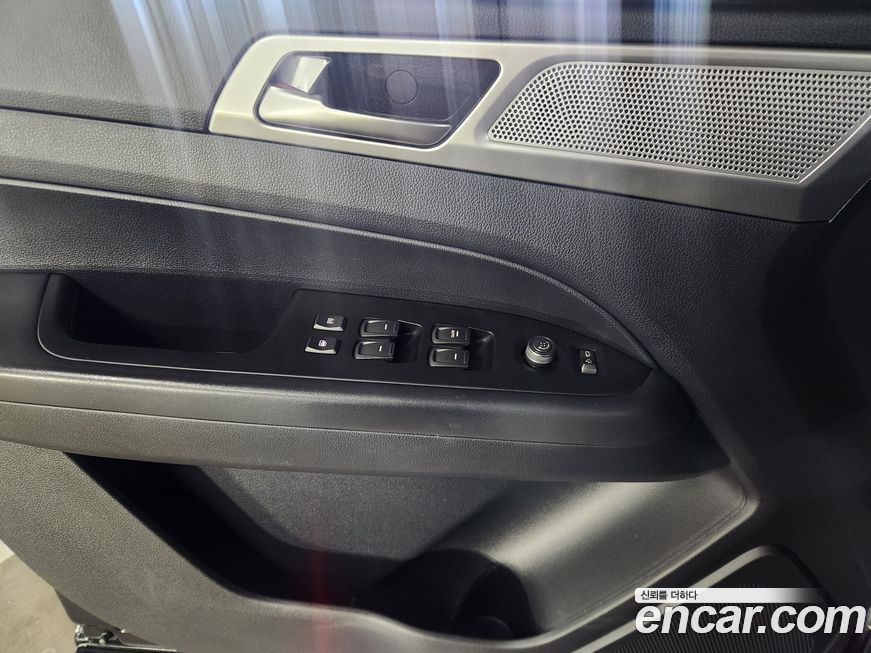 KG_Mobility_Ssangyong Rexton 2019