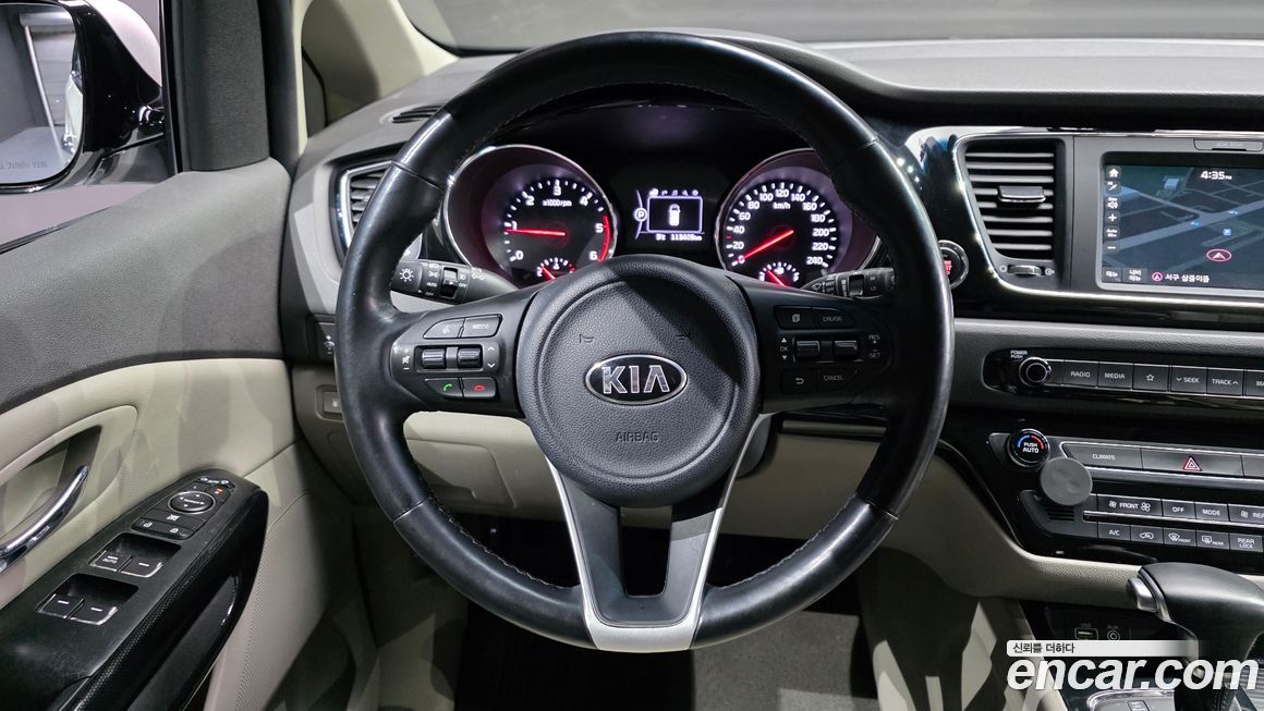 Kia Canival 2018