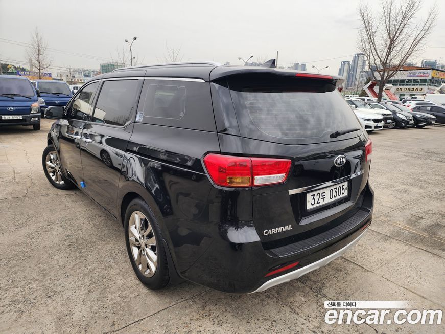 Kia Canival 2017