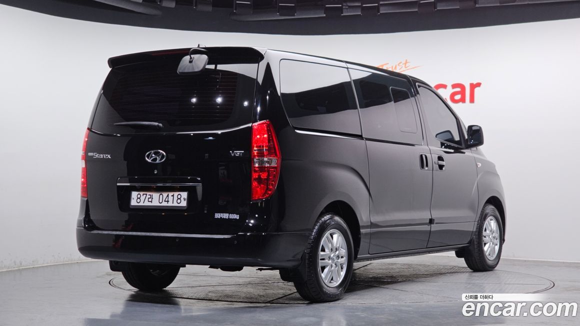 Hyundai Starex 2019