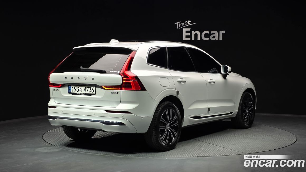 Volvo XC60 2022