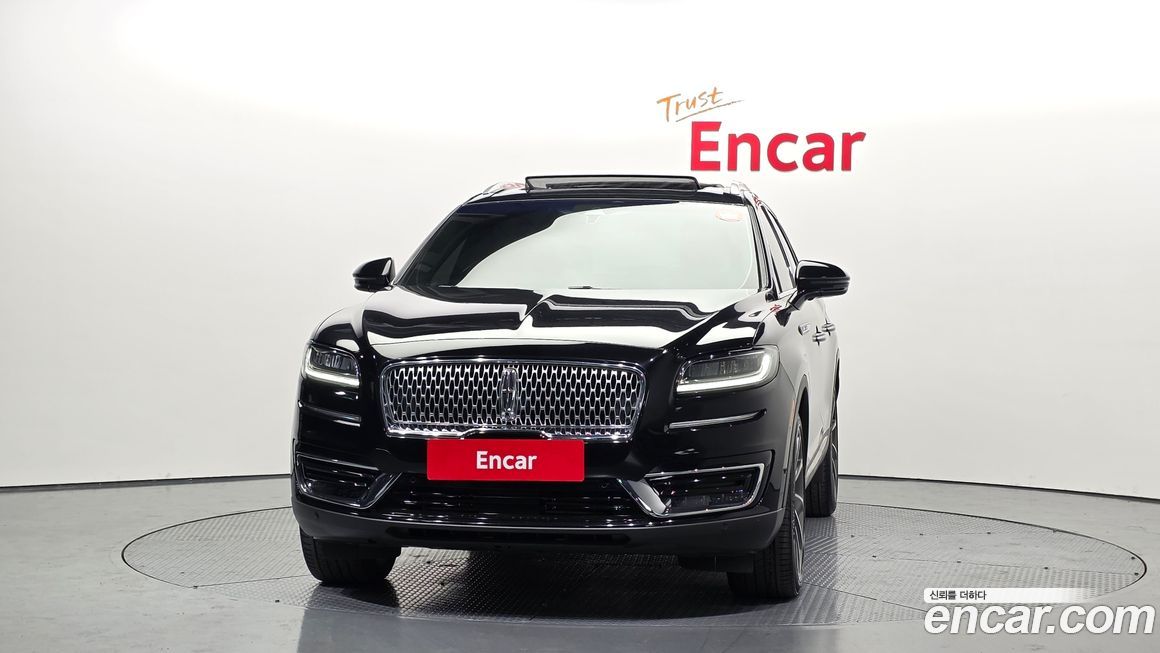 Lincoln Nautilus 2020