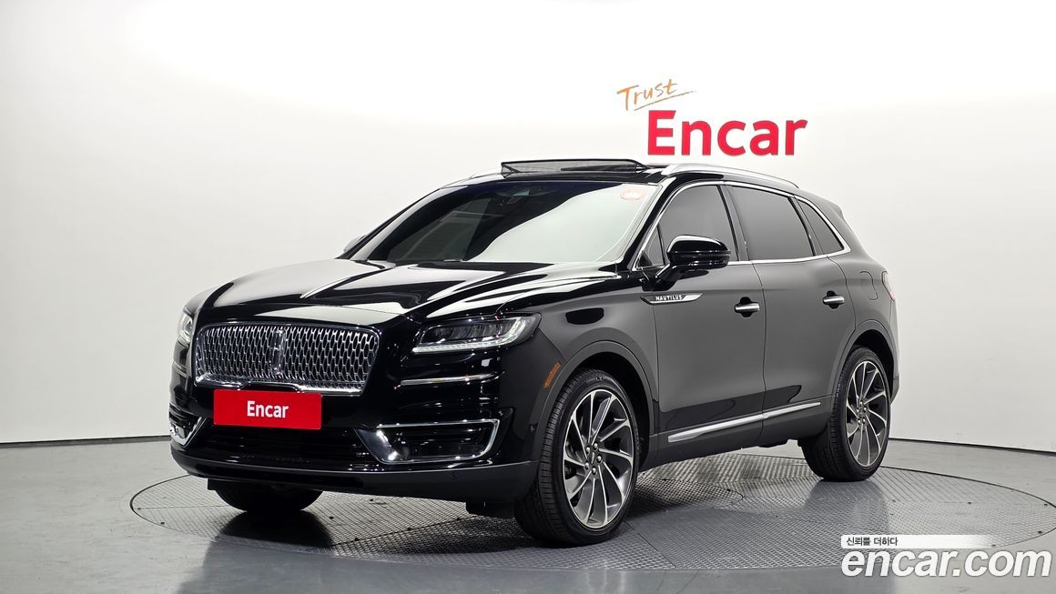 Lincoln Nautilus 2020