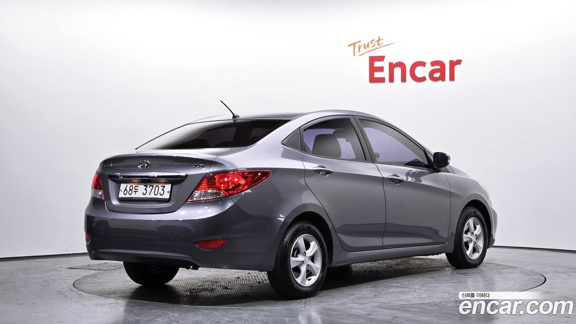Hyundai Accent 2014