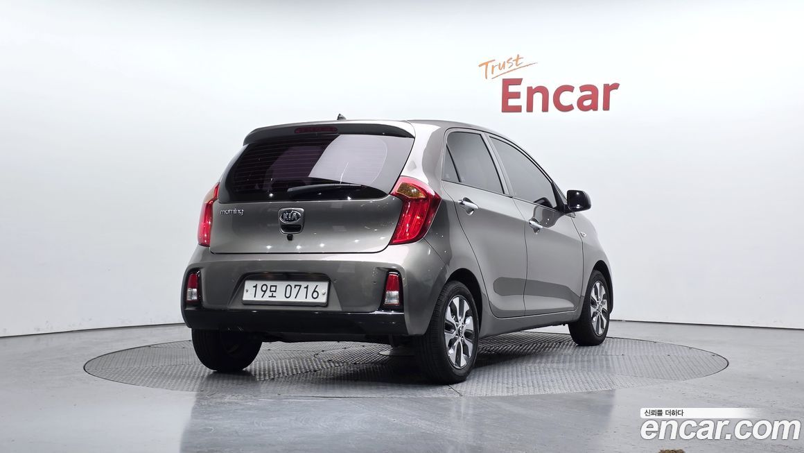 Kia morning 2016