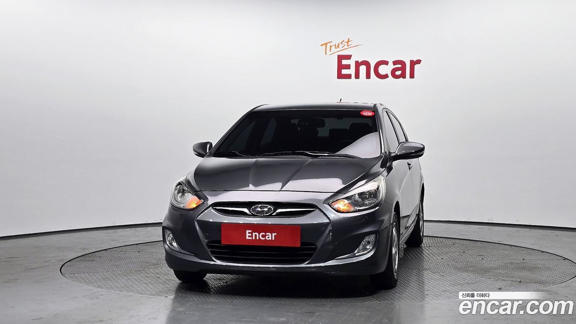 Hyundai Accent 2012