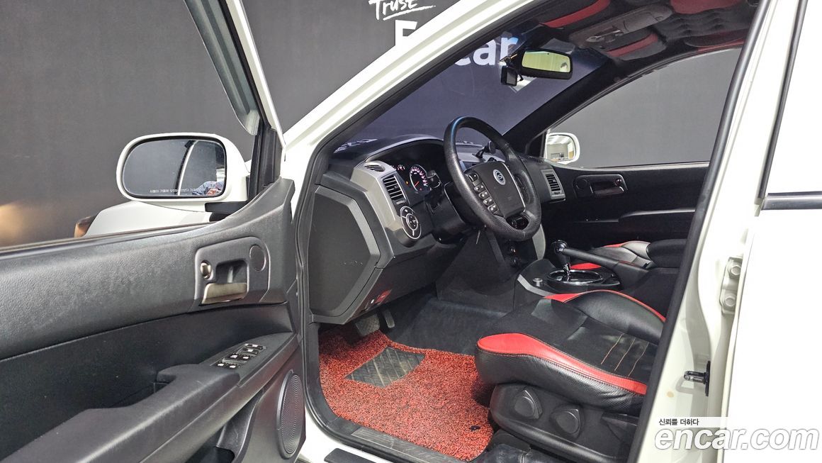 KG_Mobility_Ssangyong KORANDO 2012