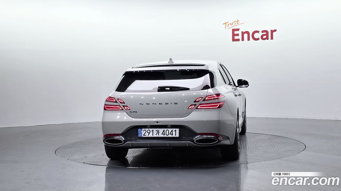 Genesis G70 2024