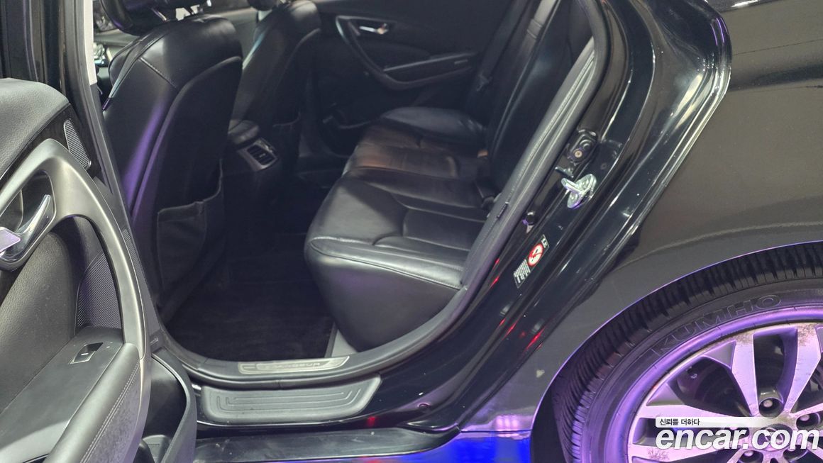 Hyundai Grandeur 2011