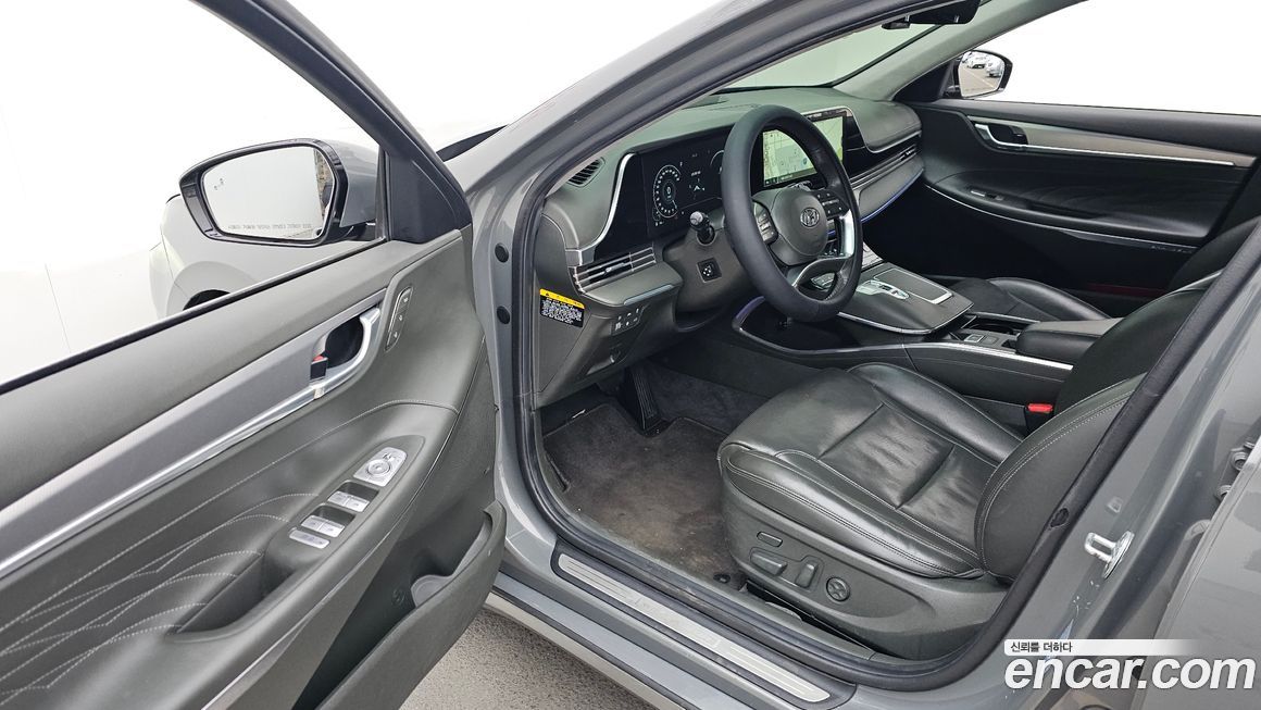 Hyundai Grandeur 2020