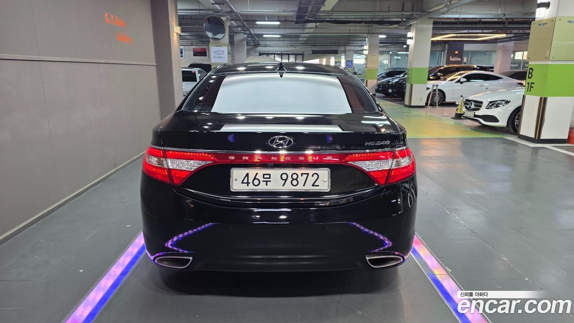 Hyundai Grandeur 2011