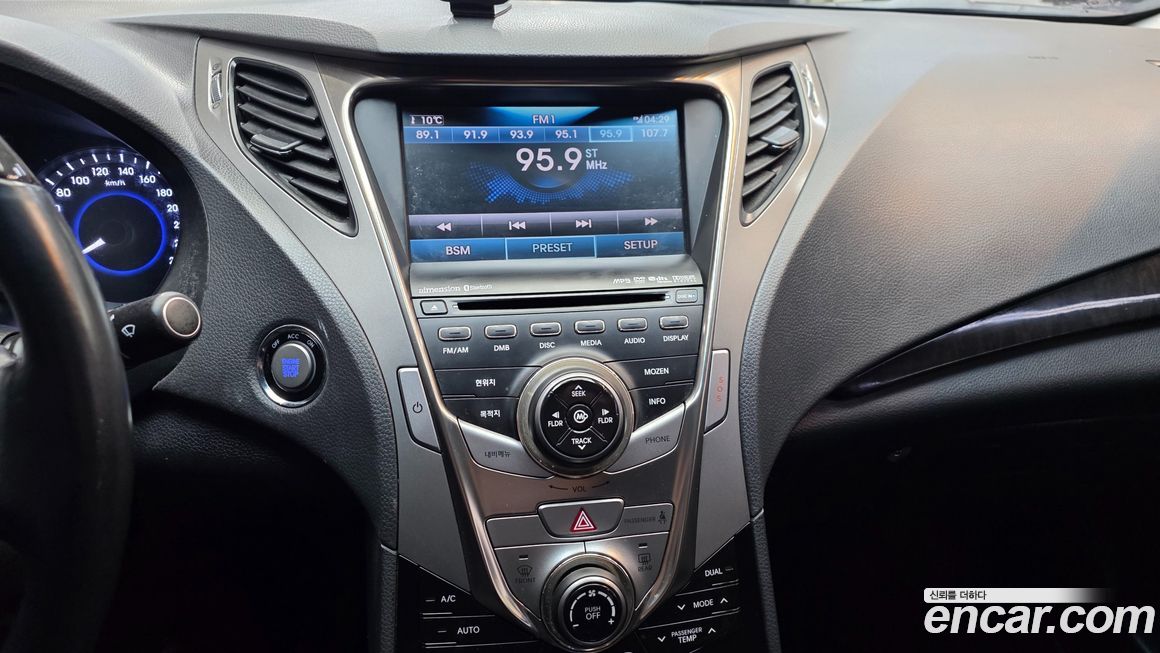 Hyundai Grandeur 2011