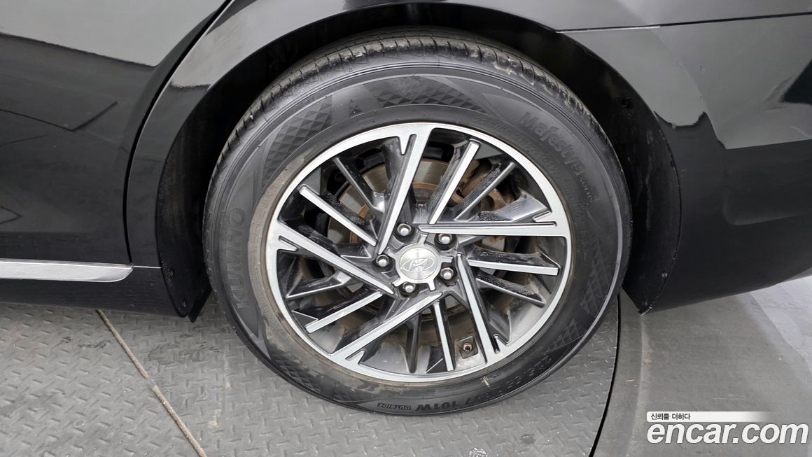 Hyundai Grandeur 2022