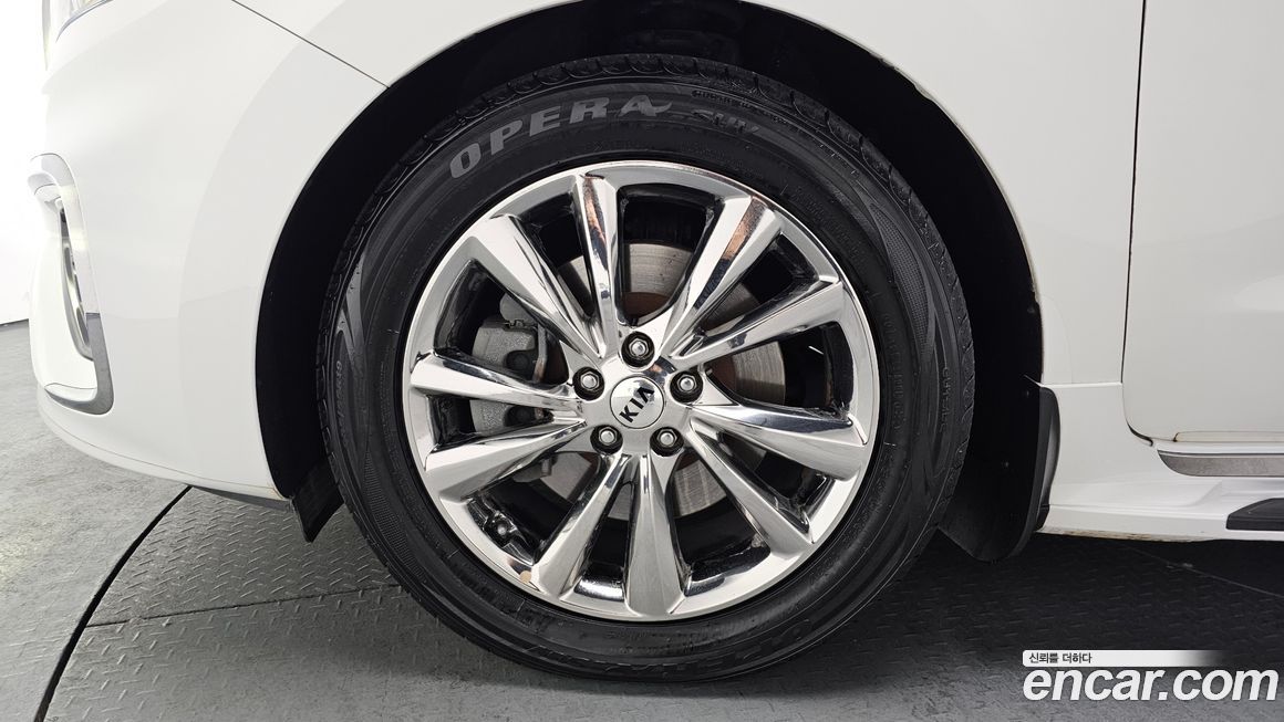 Kia Canival 2019