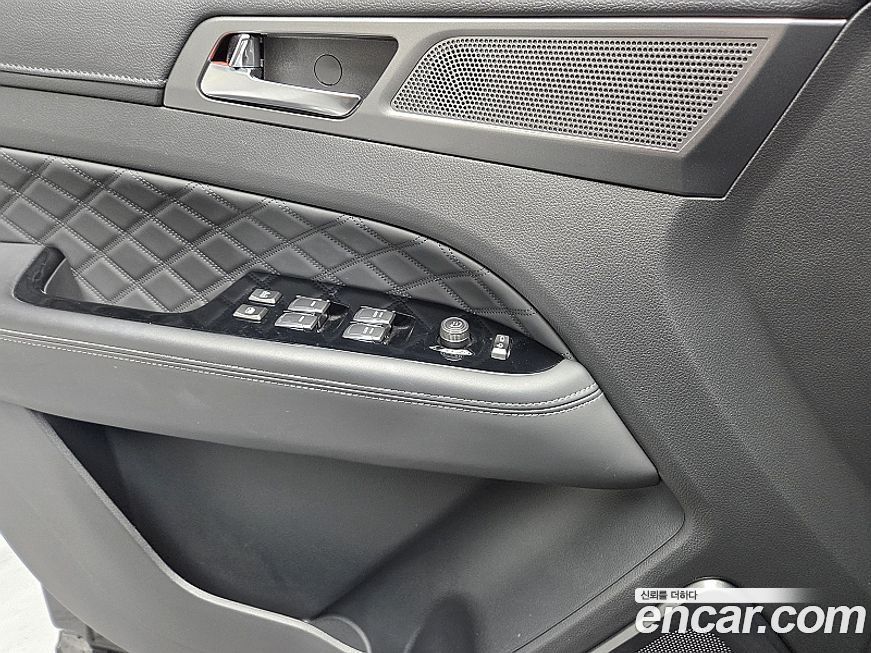 KG_Mobility_Ssangyong Rexton 2020